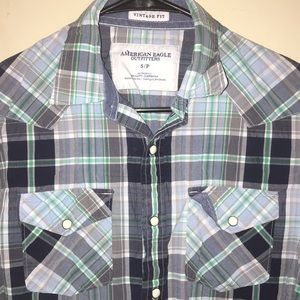 American Eagle Button down